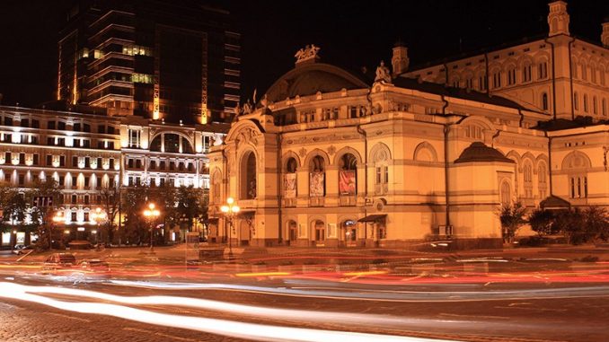 kiev-opera-ve-bale-binasi